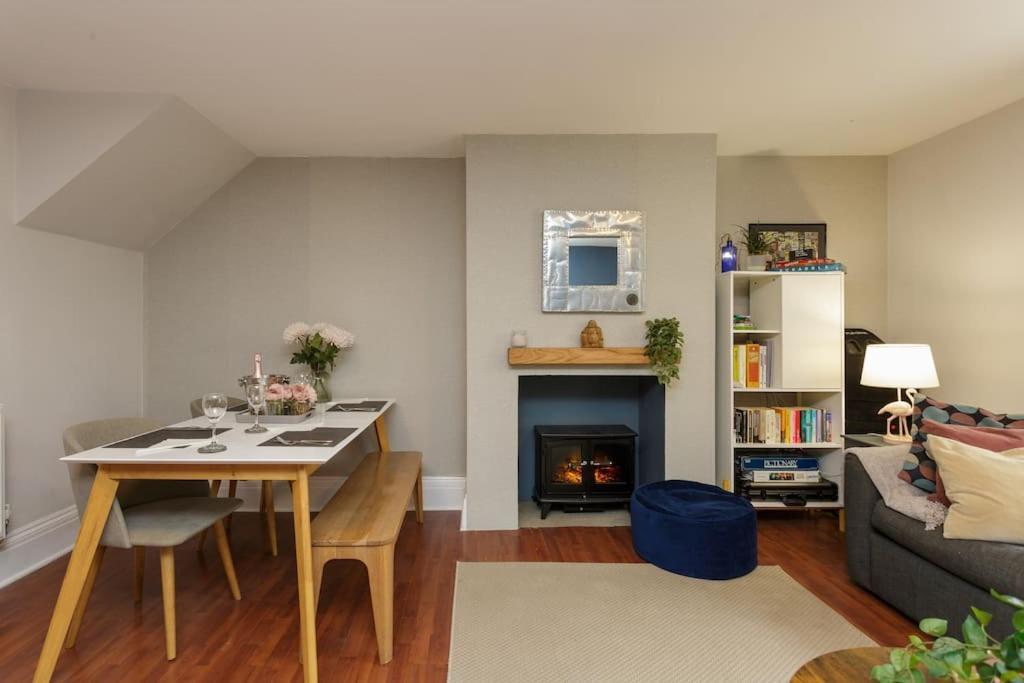 Appartement Seaside Escape à Portsmouth Extérieur photo